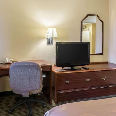 Quality Inn Александрия Экстерьер фото