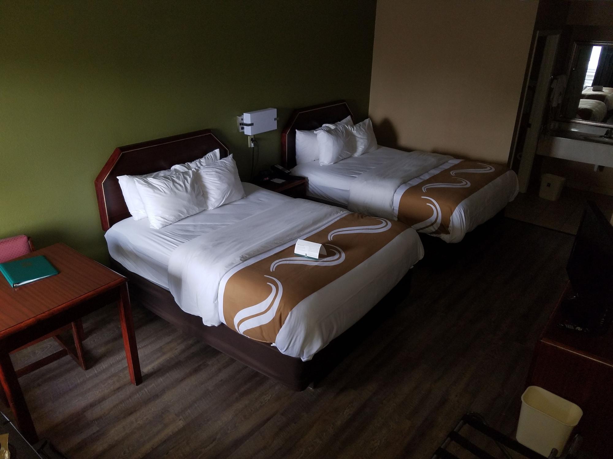 Quality Inn Александрия Экстерьер фото