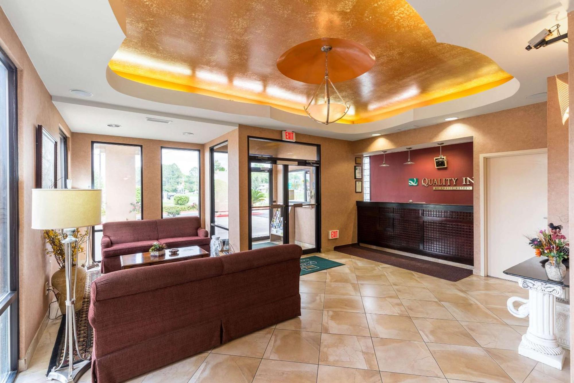 Quality Inn Александрия Экстерьер фото